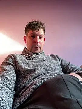 Snapshot of Taxidriver1988 chatting on 12.28.24 Taxidriver1988 online show from 12.28.24