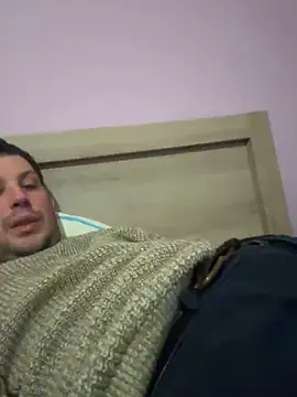 Snapshot of Taxidriver1988 chatting on 01.12.25 Taxidriver1988 online show from 01.12.25