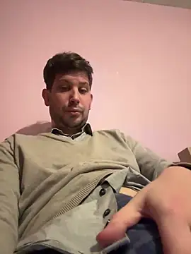 Snapshot of Taxidriver1988 chatting on 01.14.25 Taxidriver1988 online show from 01.14.25