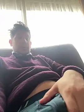 Snapshot of Taxidriver1988 chatting on 01.23.25 Taxidriver1988 online show from 01.23.25