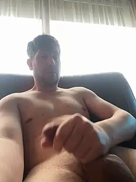 Snapshot of Taxidriver1988 chatting on 01.25.25 Taxidriver1988 online show from 01.25.25