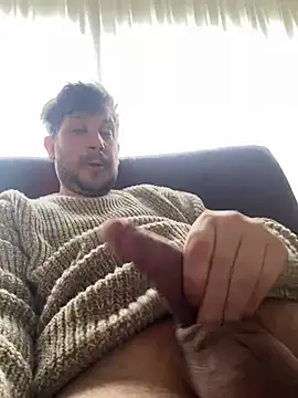 Snapshot of Taxidriver1988 chatting on 02.08.25 Taxidriver1988 online show from 02.08.25