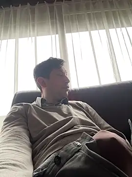 Snapshot of Taxidriver1988 chatting on 02.11.25 Taxidriver1988 online show from 02.11.25