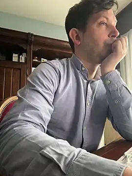 Snapshot of Taxidriver1988 chatting on 02.13.25 Taxidriver1988 online show from 02.13.25