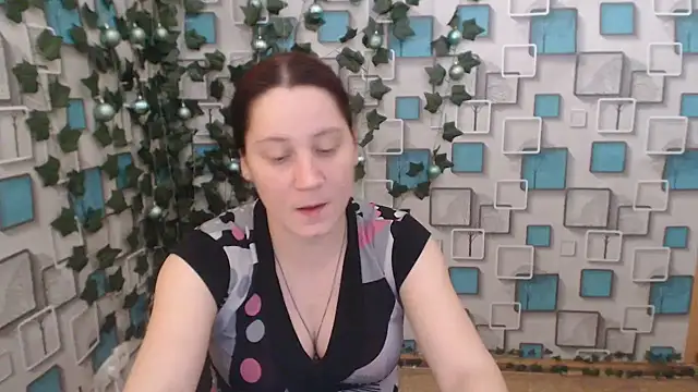 JosieJun  online show from 01.10.25