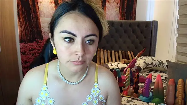 sofia23dirty online show from 10.31.25