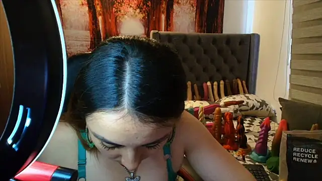 sofia23dirty online show from 04.19.26