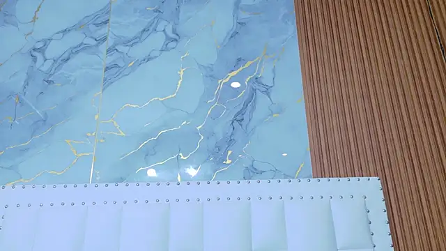 IrresistibleMilf online show from 11.10.25