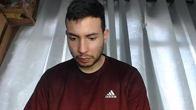 Snapshot of Armando_2002 chatting on 02.25.25 Armando 2002 online show from 02.25.25