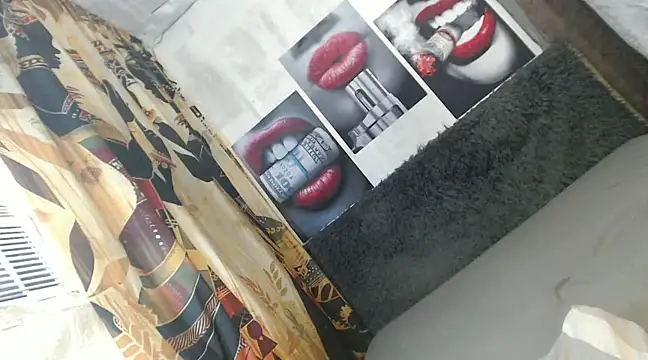 Snapshot of barbie_ivana chatting on 02.13.25 barbie ivana online show from 02.13.25