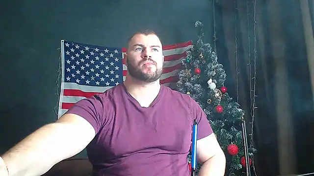 Snapshot of muscularjohnforuX chatting on 01.18.25 muscularjohnforuX online show from 01.18.25