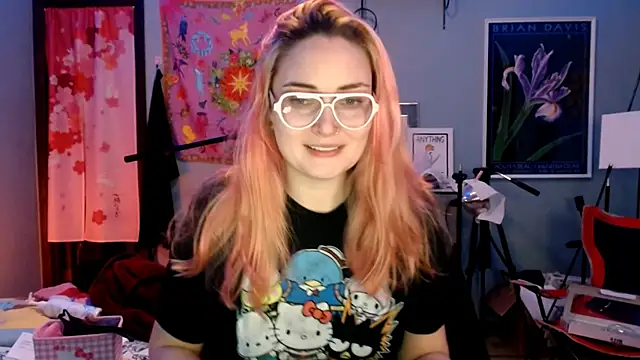 Snapshot of JenniferGwen chatting on 03.19.25 JenniferGwen online show from 03.19.25