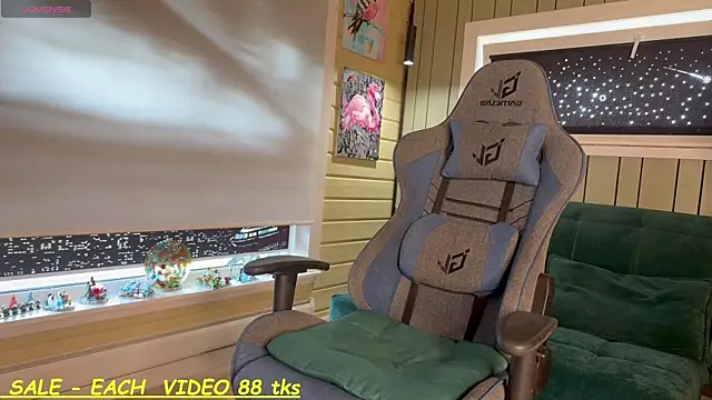 SandyChris online show from 05.10.26