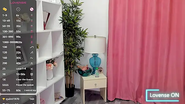 EmaBrownie online show from 04.18.26