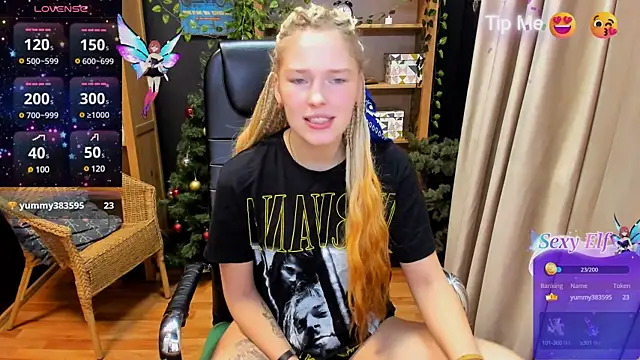 Snapshot of _fiona_Love chatting on 01.10.25  fiona Love online show from 01.10.25