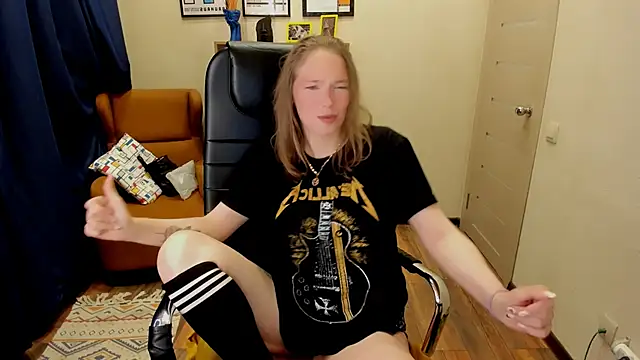  fiona Love online show from 05.16.26