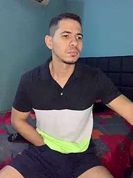 Snapshot of steven_clain chatting on 02.28.25 steven clain online show from 02.28.25