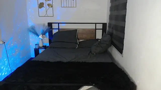 Snapshot of TS_QueenMistress chatting on 01.31.25 TS QueenMistress online show from 01.31.25