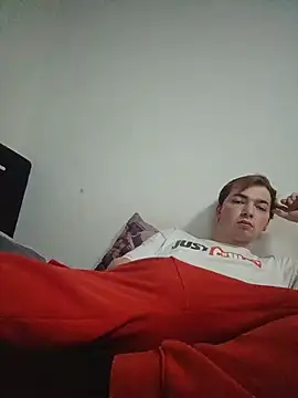 BigJuicy18cm online show from 12.15.25