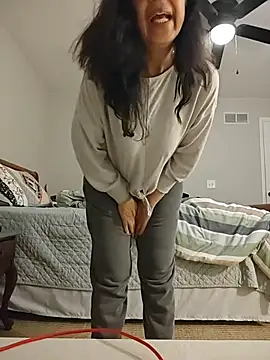 Susannemilf online show from 11.14.25