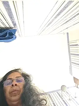 Susannemilf online show from 03.02.26