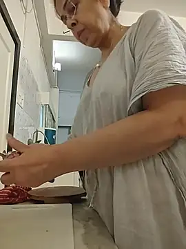 Susannemilf online show from 03.30.26