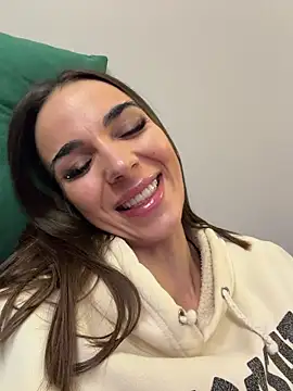 Snapshot of Bad_Giorgia chatting on 10.14.25 Bad Giorgia online show from 10.14.25