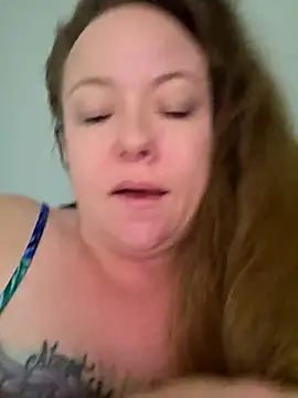 julimonroe online show from 04.08.26