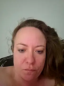 julimonroe online show from 04.19.26