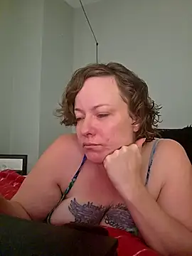 julimonroe online show from 04.22.26