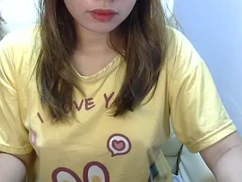    zurIII09  online show from 10.25.25