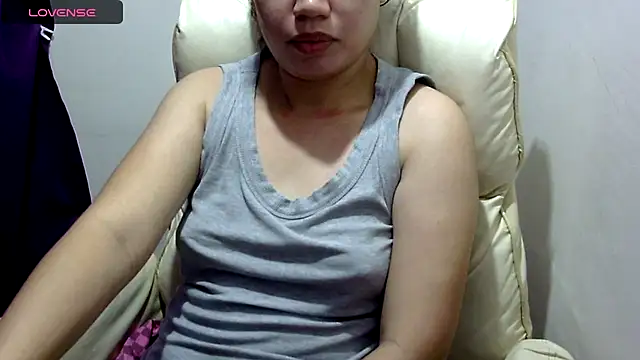    zurIII09  online show from 12.13.25