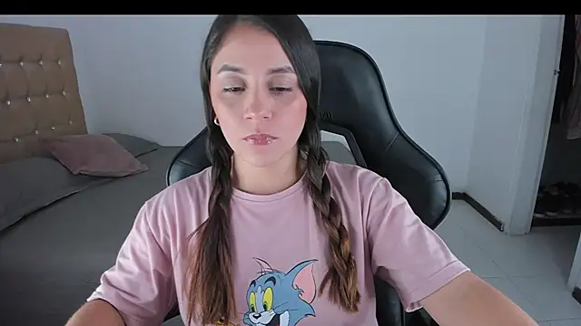 EmmaGrace1999 online show from 12.06.24