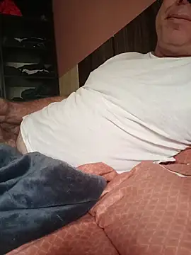 Snapshot of Saysomething3 chatting on 12.05.25 Saysomething3 online show from 12.05.25