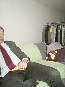 Snapshot of Saysomething3 chatting on 12.16.25 Saysomething3 online show from 12.16.25