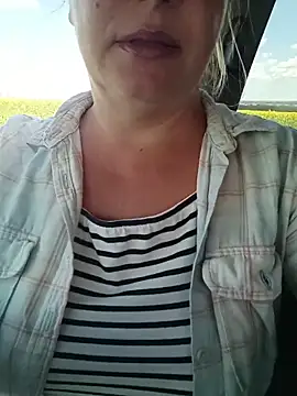 Saysomething3 online show from 04.19.26