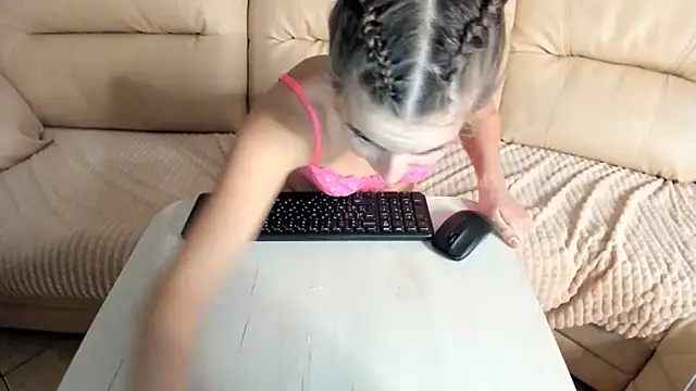 ElizSweet online show from 02.28.25