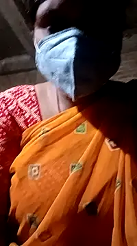 Snapshot of Lattika-Bhabhi chatting on 01.20.25 Lattika-Bhabhi online show from 01.20.25