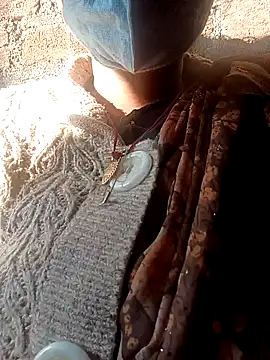 Snapshot of Lattika-Bhabhi chatting on 02.06.25 Lattika-Bhabhi online show from 02.06.25