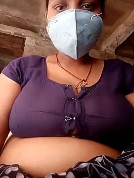 Snapshot of Lattika-Bhabhi chatting on 03.18.25 Lattika-Bhabhi online show from 03.18.25