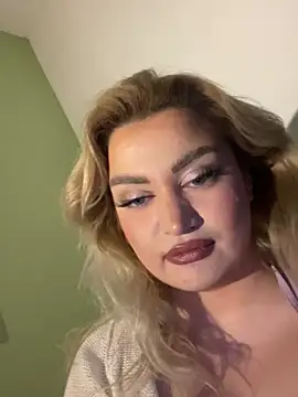 EmiliaPetrova online show from 02.14.25