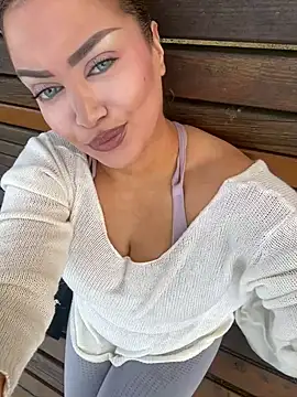 EmiliaPetrova online show from 03.09.25