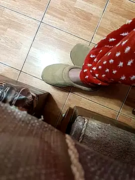 feet toes online show from 03.18.25