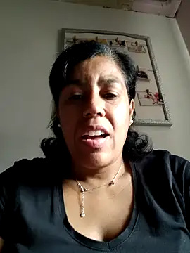 Snapshot of Molly_newman6 chatting on 10.02.25 Molly newman6 online show from 10.02.25