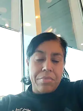 Molly newman6 online show from 11.18.25