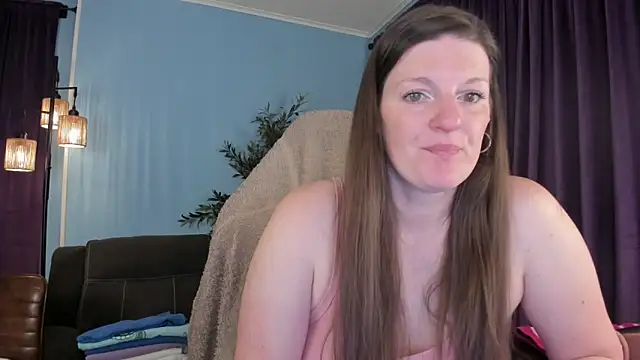 Kelly Carolina online show from 03.17.26