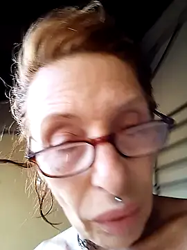 FrozenWaffle online show from 02.08.25