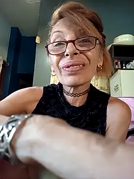 FrozenWaffle online show from 04.10.26