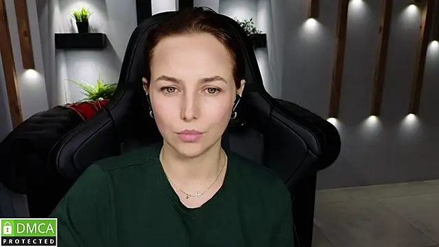 Mira Mermayd online show from 12.22.24