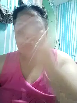 Snapshot of xxsweetshybabe chatting on 10.06.25 xxsweetshybabe online show from 10.06.25